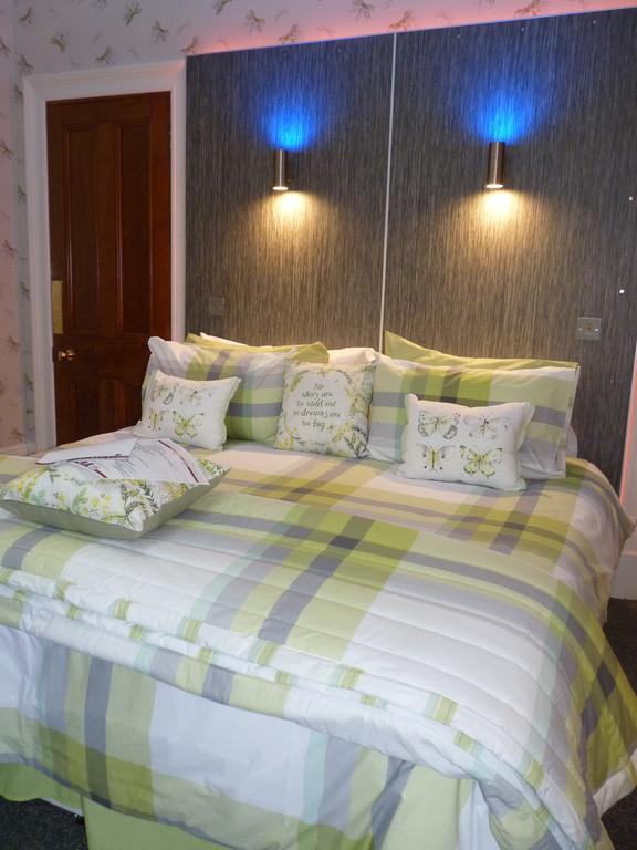 Muirholm Bed And Breakfast Paisley Ruang foto