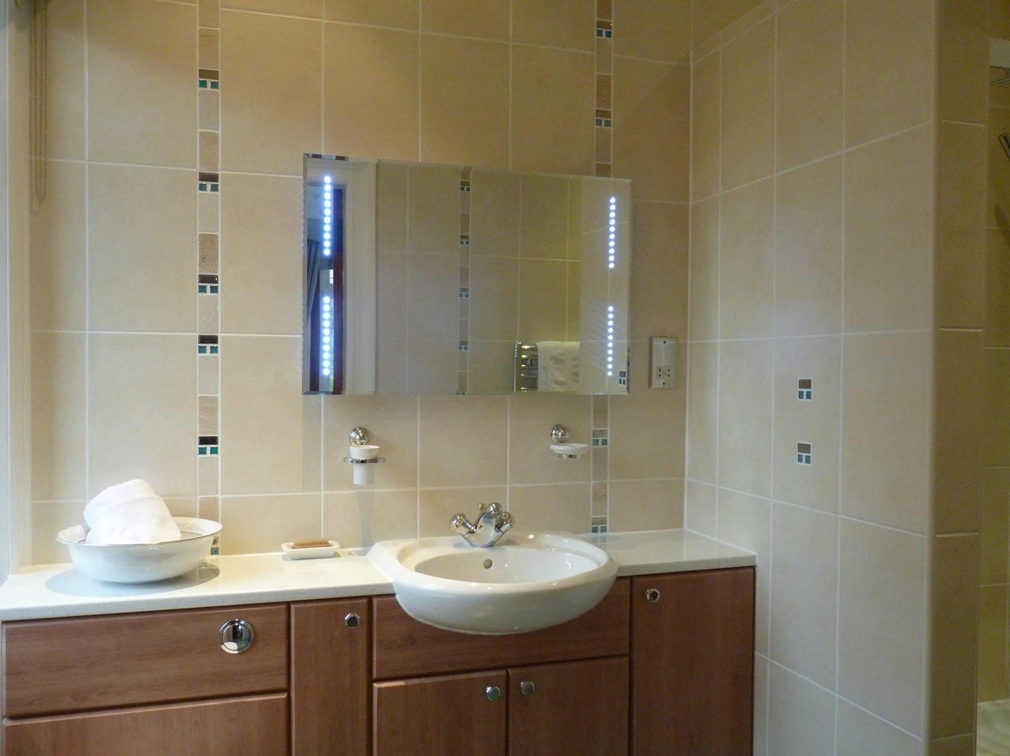 Muirholm Bed And Breakfast Paisley Bagian luar foto